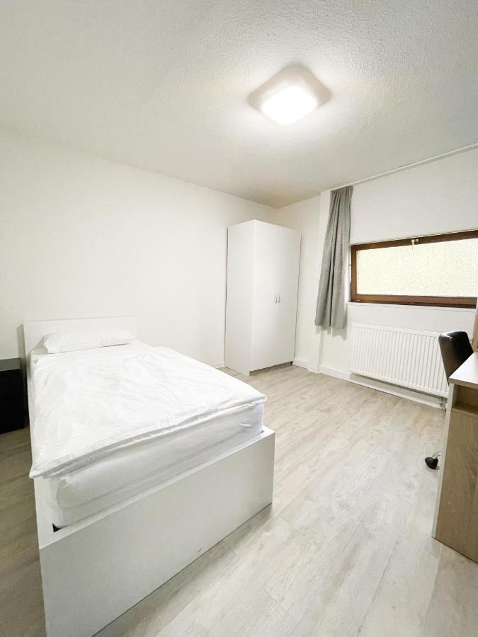 Traumhaftes Privatzimmer In Karlsruhe Exterior foto